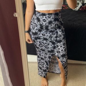 Black & White Maxi Skirt With Slit